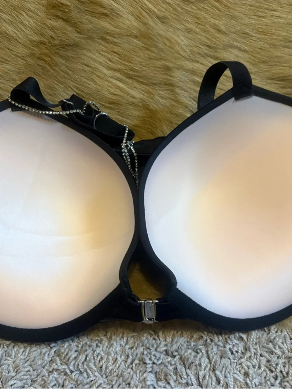 Victoria's Secret Black Front-Closure Smooth T-Shirt Bra with Chain back - Picture 6 of 6